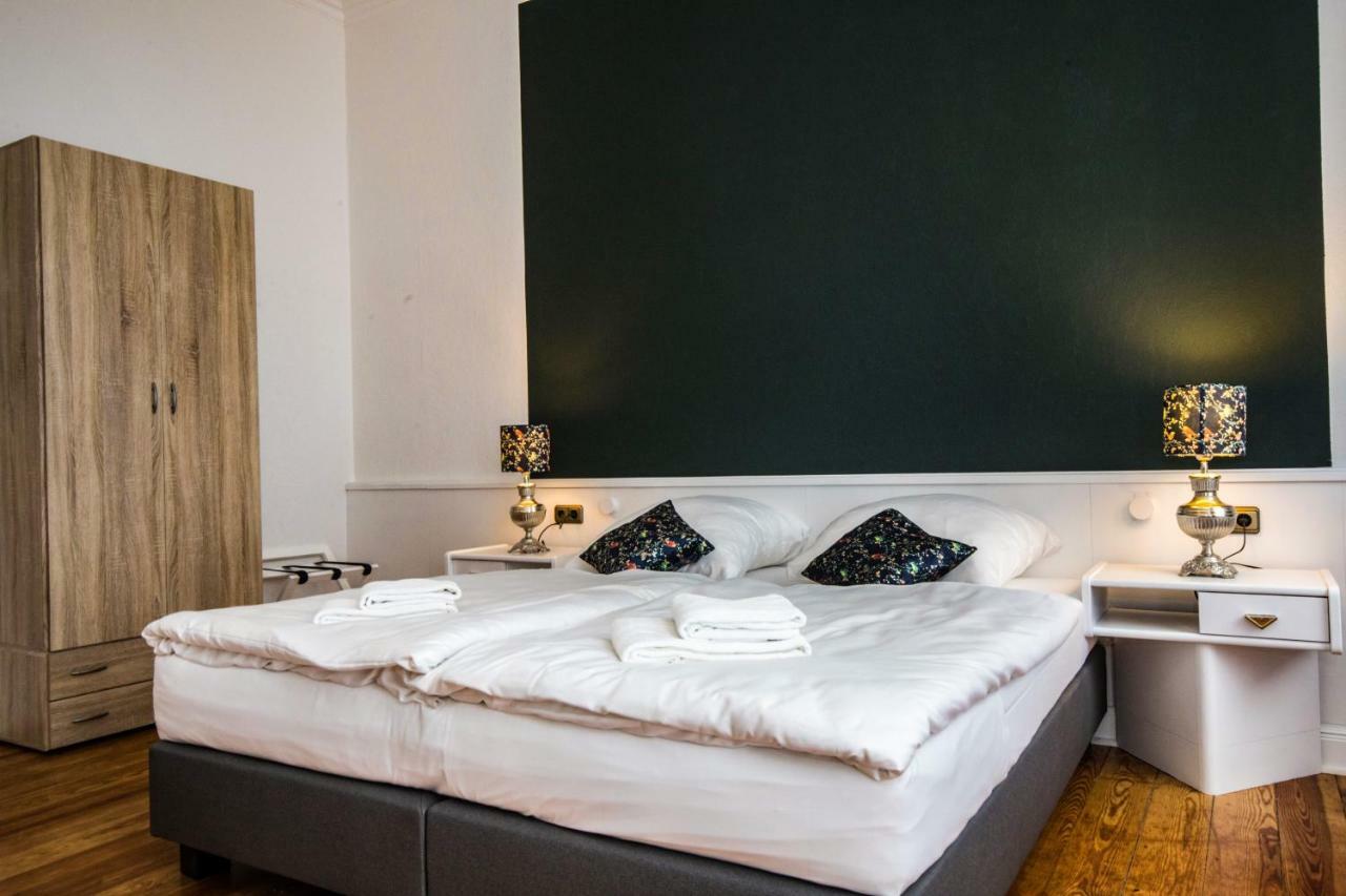 Kleines Hotel Heimfeld Amburgo Esterno foto